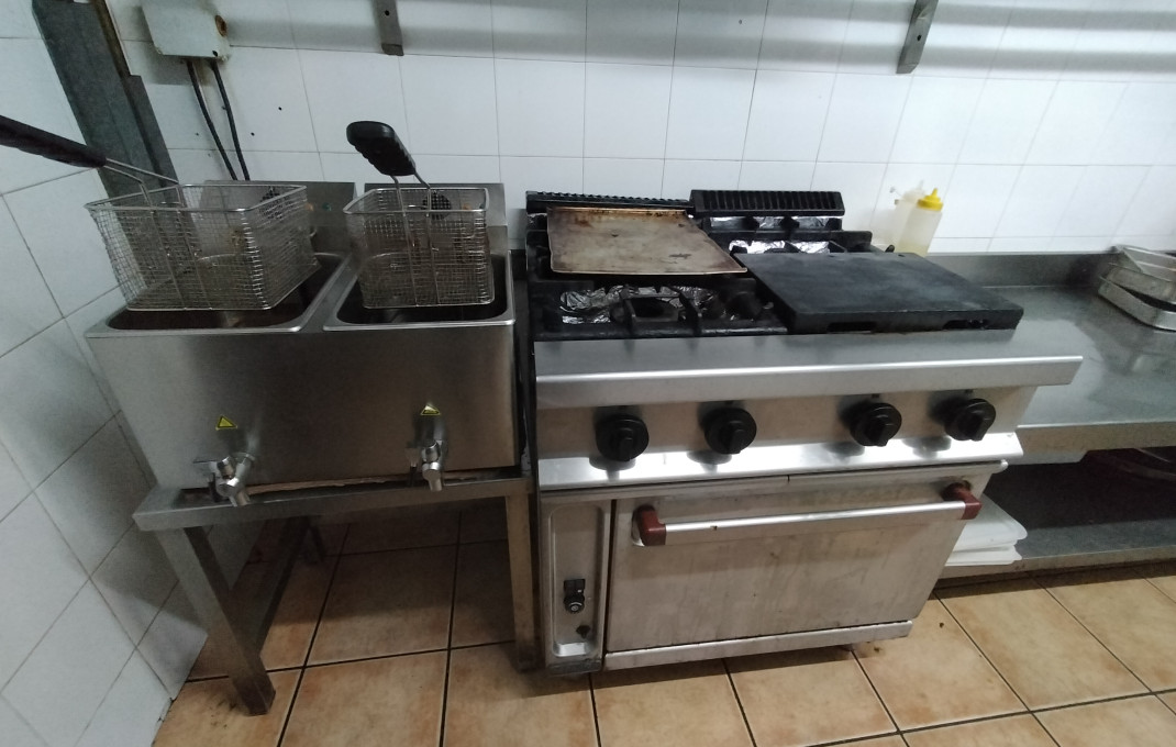 Traspaso - Restaurante -
Barcelona - Guinardo