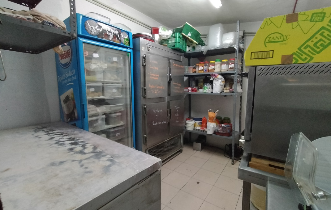 Traspaso - Restaurante -
Barcelona - Guinardo