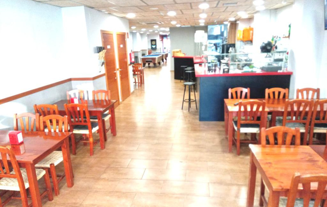 Transfert - Restaurant -
Mollet