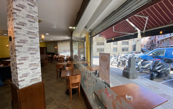 Traspaso - Restaurante -
Barcelona - Sants