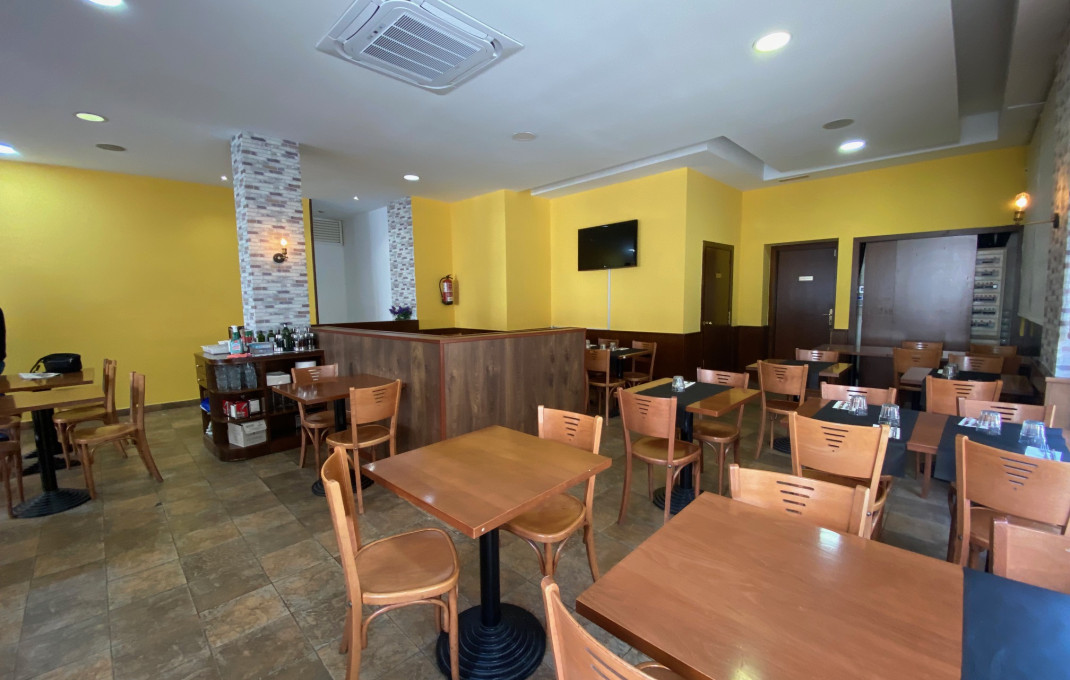 Traspaso - Restaurante -
Barcelona - Sants