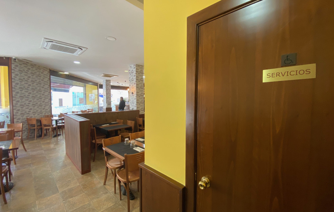 Traspaso - Restaurante -
Barcelona - Sants