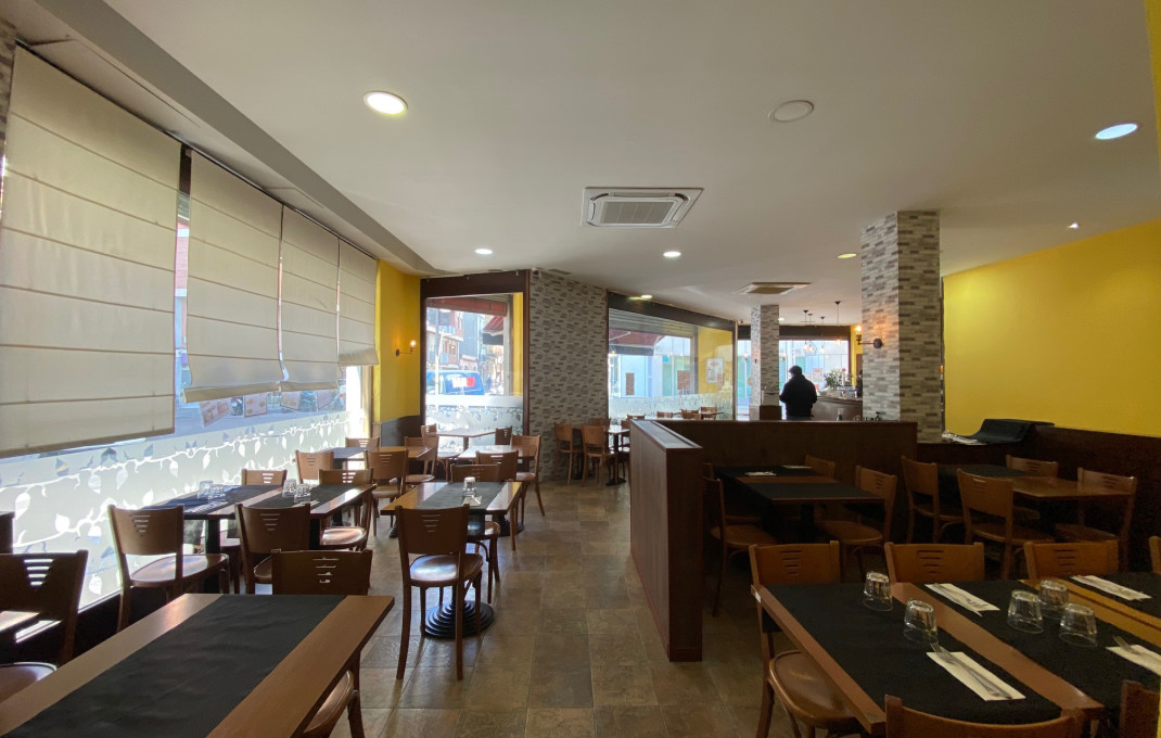 Traspaso - Restaurante -
Barcelona - Sants