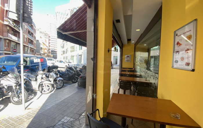Traspaso - Restaurante -
Barcelona - Sants