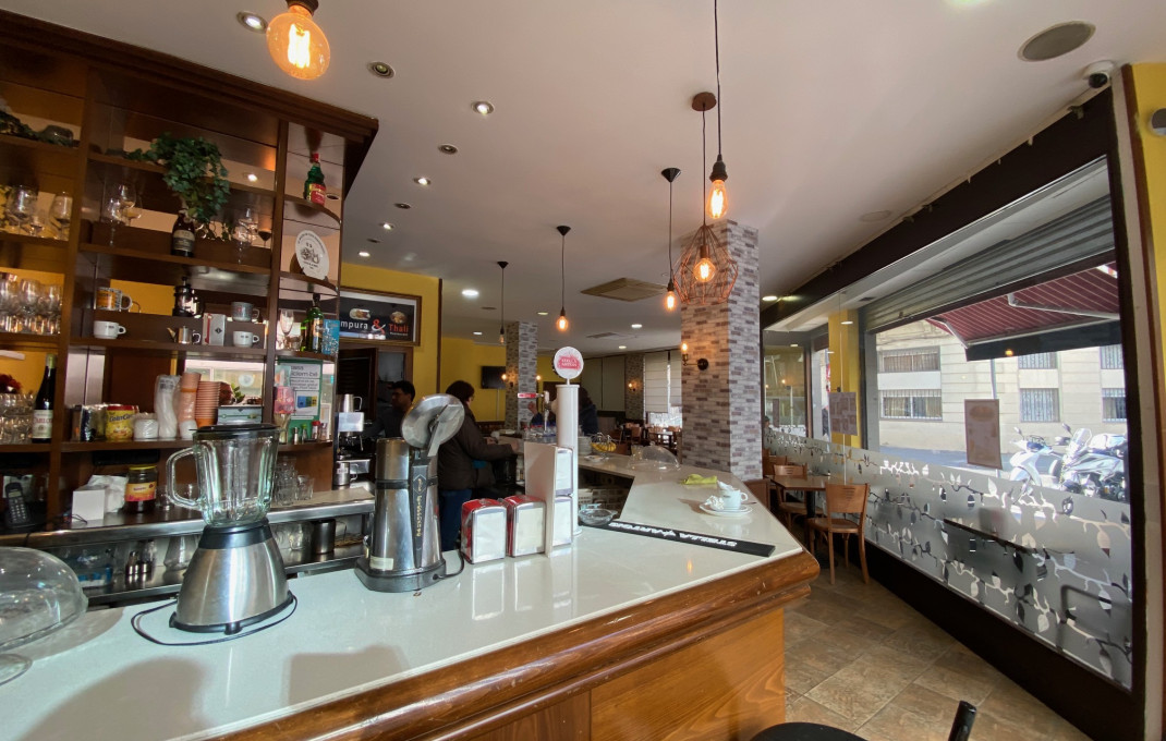 Traspaso - Restaurante -
Barcelona - Sants