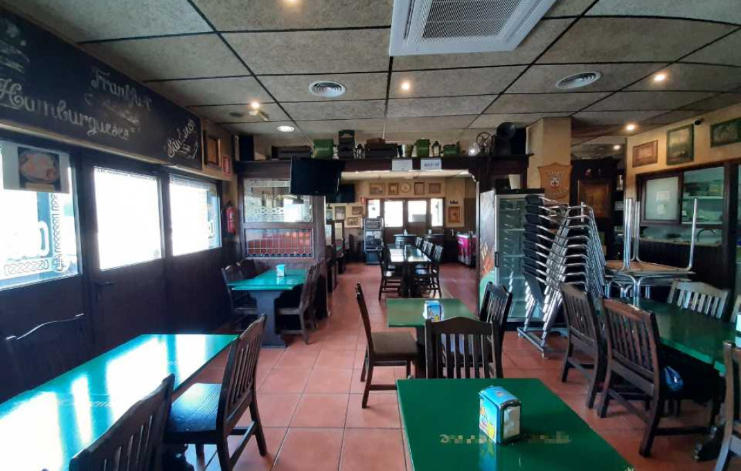 Traspaso - Bar Restaurante -
Sant Joan Despí - Centro