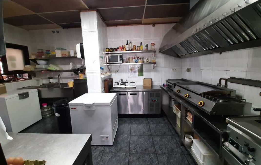 Traspaso - Bar Restaurante -
Sant Joan Despí - Centro