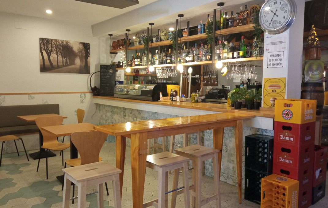 Transfert - Bar Restaurante -
Terrassa