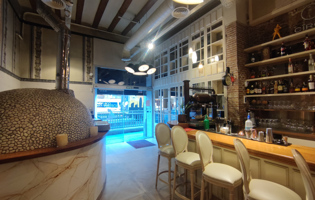 Transfert - Restaurant -
Barcelona - Eixample Derecho