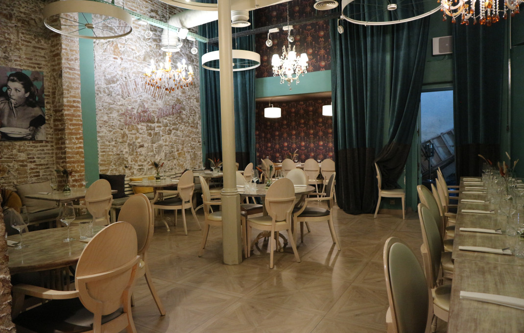 Transfert - Restaurant -
Barcelona - Eixample Derecho