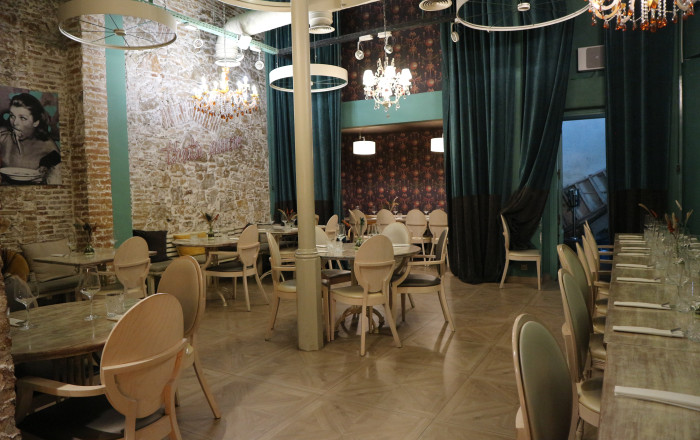 Transfert - Restaurant -
Barcelona - Eixample Derecho