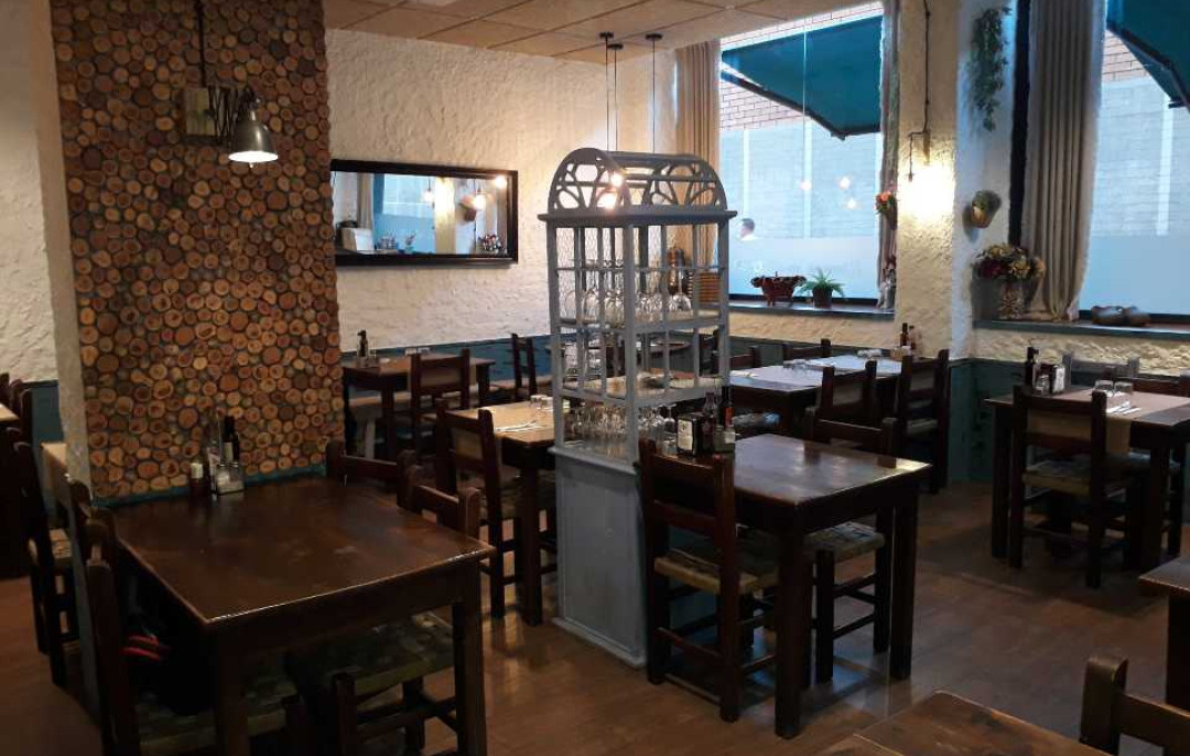 Traspaso - Restaurante -
Barcelona - Sant Andreu