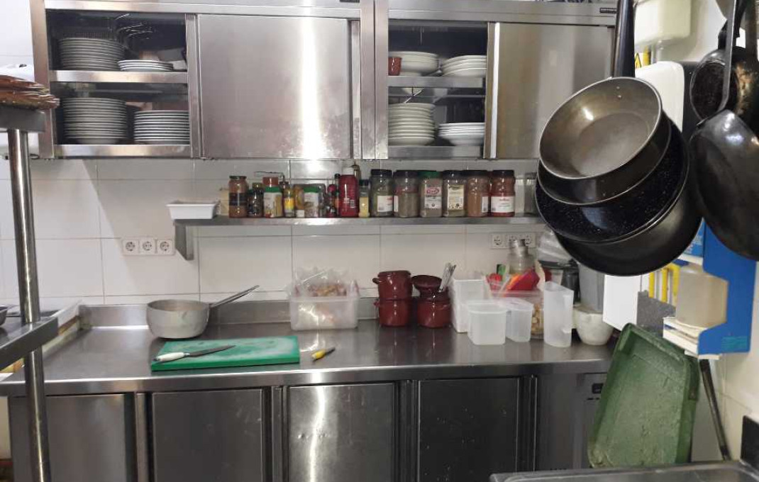 Traspaso - Restaurante -
Barcelona - Sant Andreu