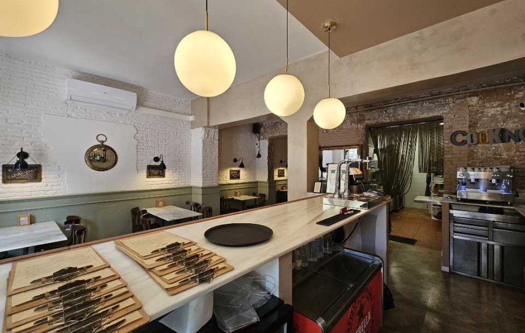 Transfert - Restaurant -
Barcelona - Sagrada familia