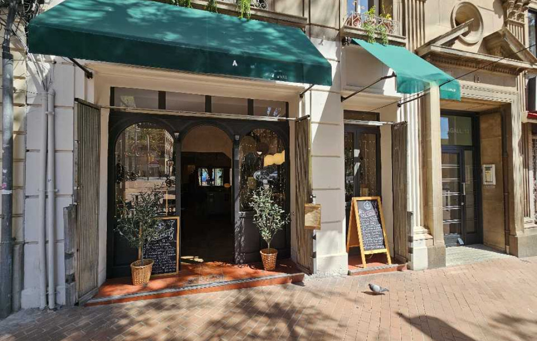 Transfert - Restaurant -
Barcelona - Sagrada familia