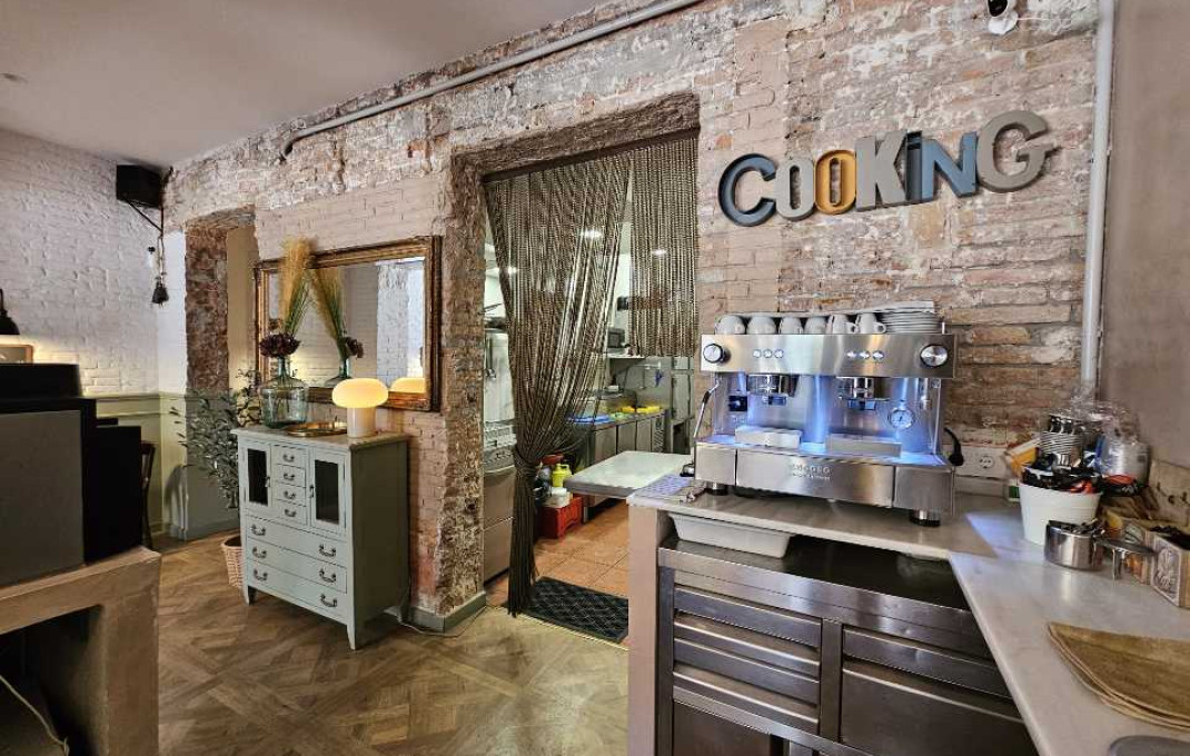 Transfert - Restaurant -
Barcelona - Sagrada familia