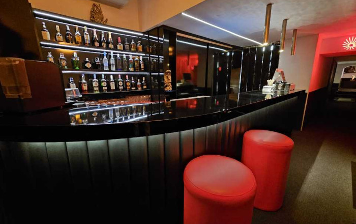 Transfert - Bar Copas Musical -
Barcelona - Sarriá - Francesc Macia