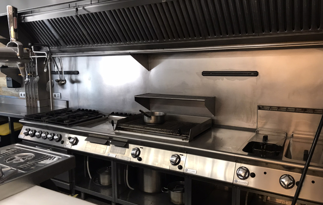 Traspaso - Restaurante -
Barcelona - Sants