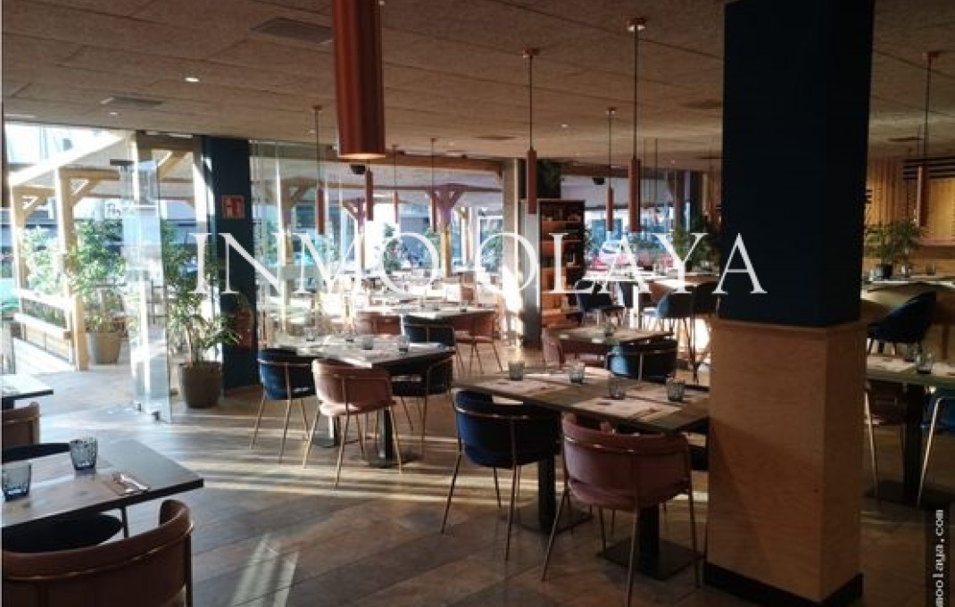 Transfert - Restaurant -
Platja d'Aro