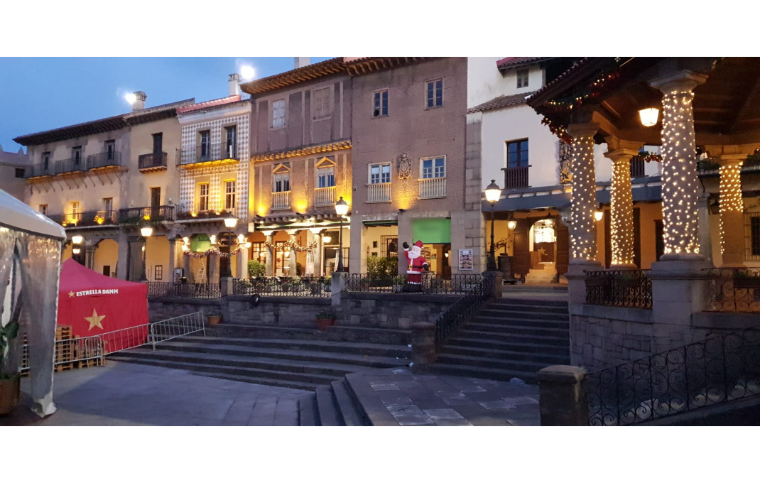 Transfert - Restaurant -
Barcelona - Poble Sec-montjuïc