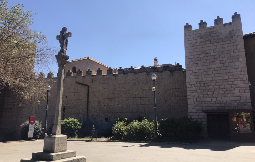 Transfert - Restaurant -
Barcelona - Poble Sec-montjuïc