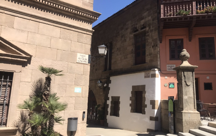 Transfert - Restaurant -
Barcelona - Poble Sec-montjuïc