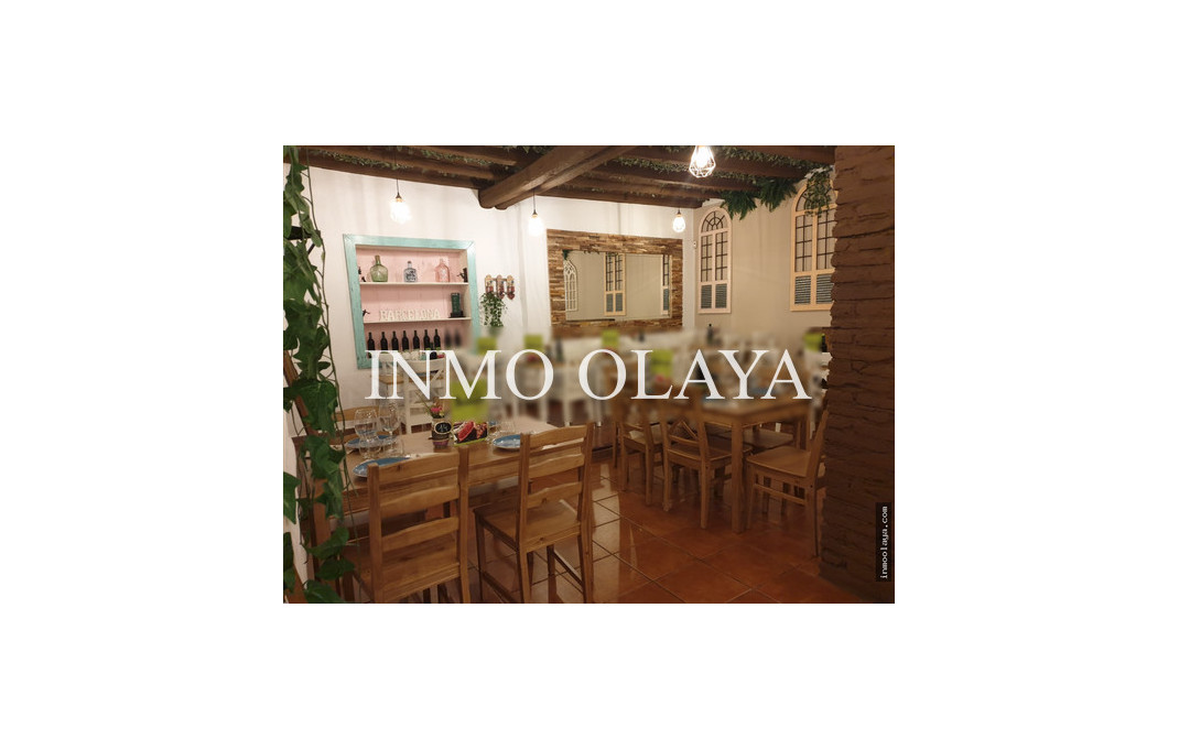 Transfert - Restaurant -
Barcelona - Poble Sec-montjuïc