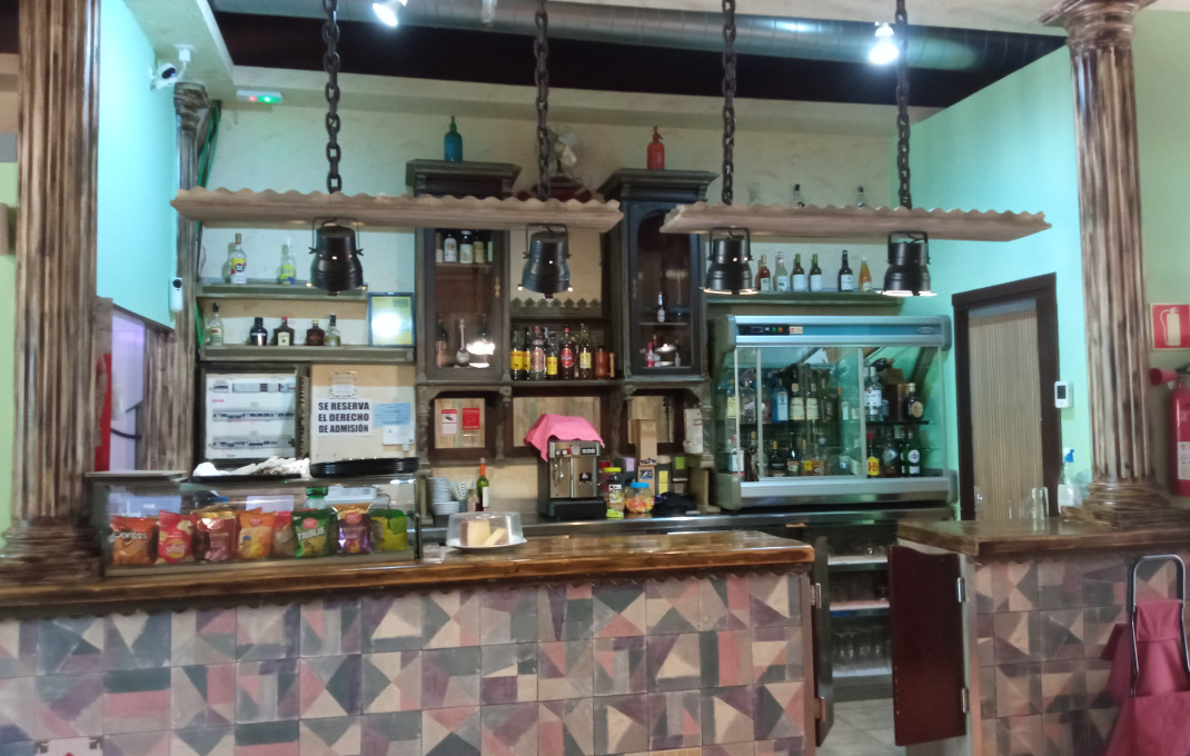 Traspaso - Restaurante -
Rubí