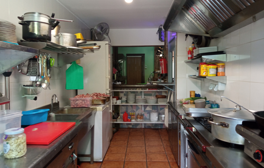 Traspaso - Restaurante -
Rubí