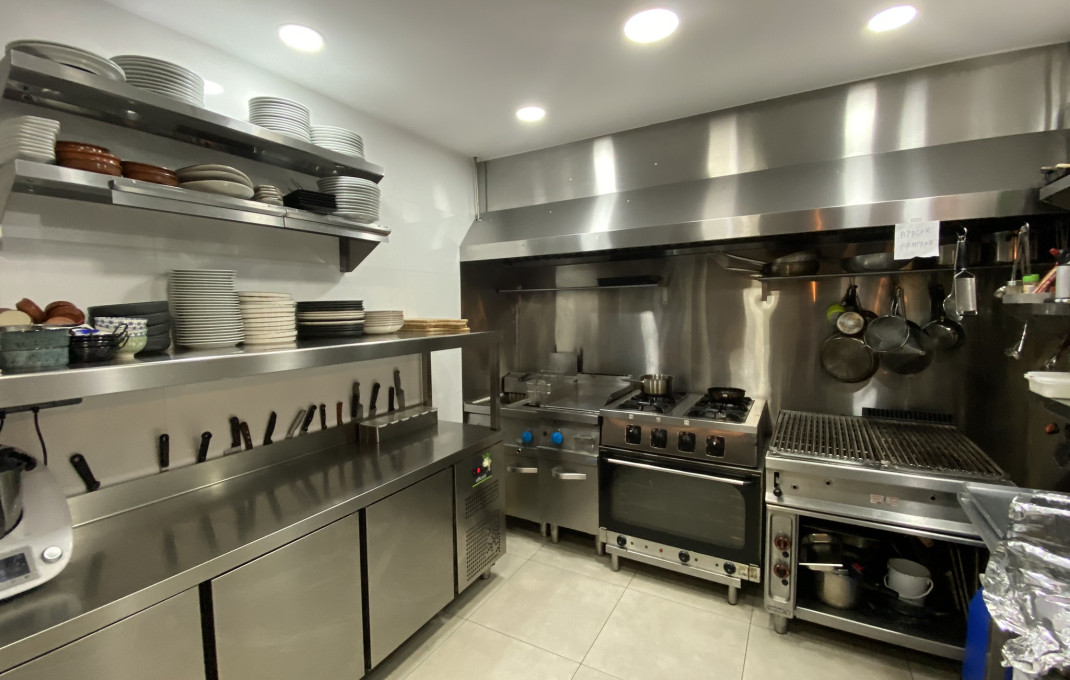 Traspaso - Restaurante -
Barcelona - Sant Andreu