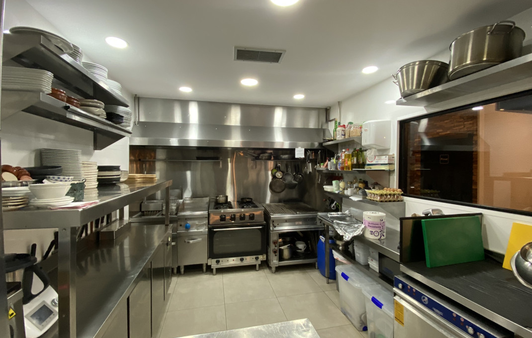 Traspaso - Restaurante -
Barcelona - Sant Andreu