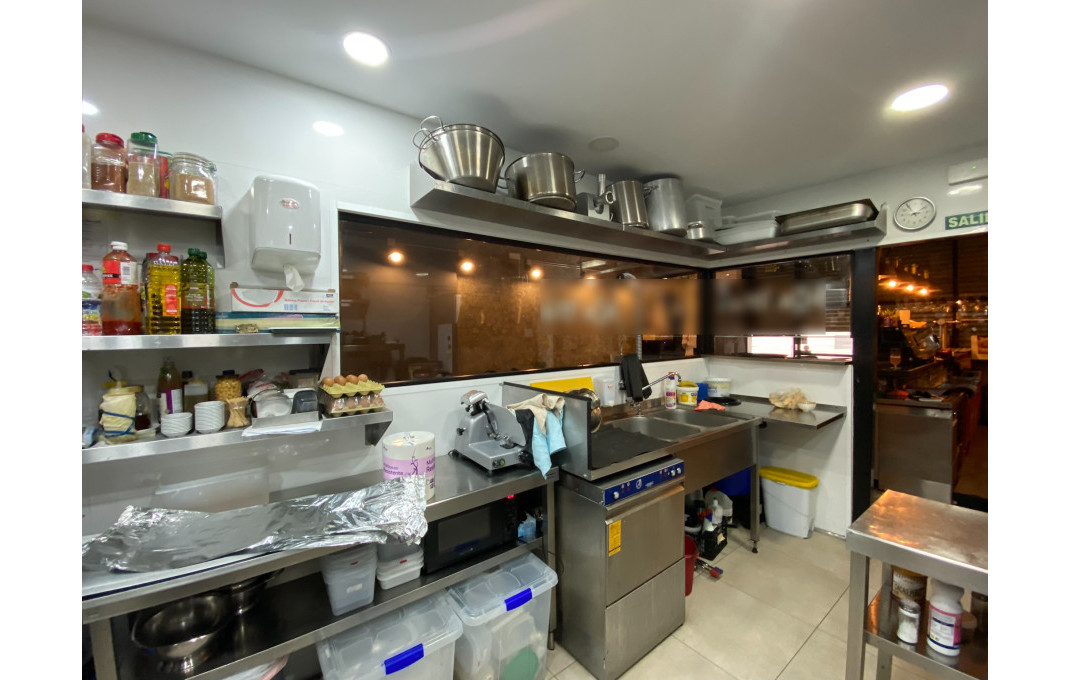 Traspaso - Restaurante -
Barcelona - Sant Andreu