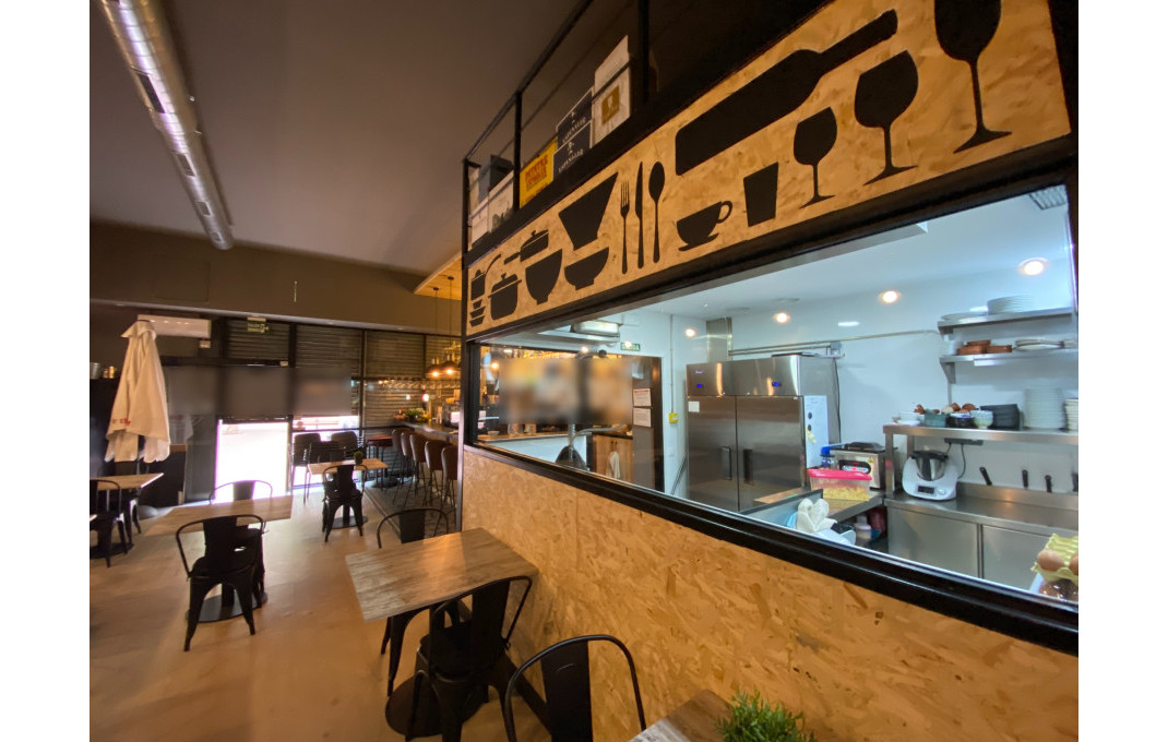 Traspaso - Restaurante -
Barcelona - Sant Andreu