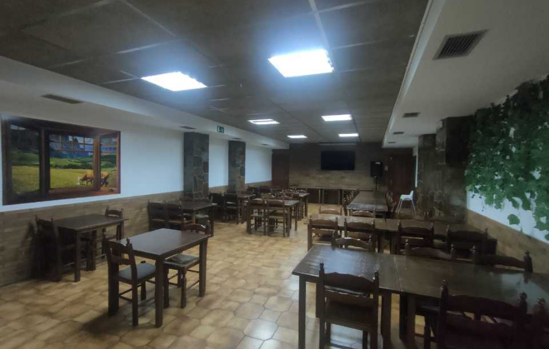 Transfer - Restaurant -
Santa Coloma de Gramenet