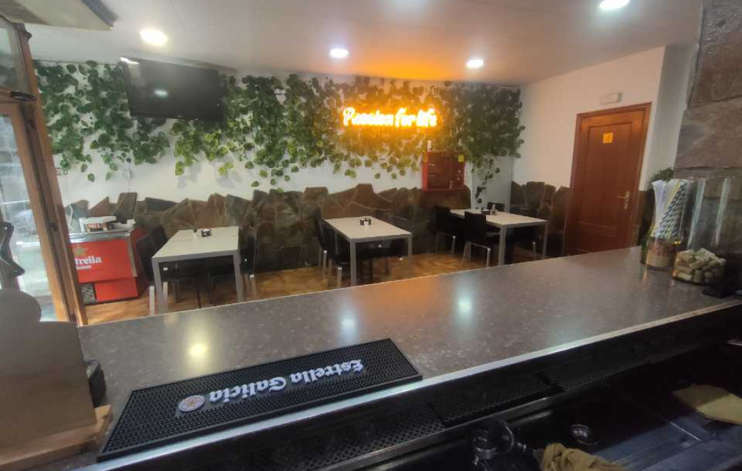 Transfer - Restaurant -
Santa Coloma de Gramenet