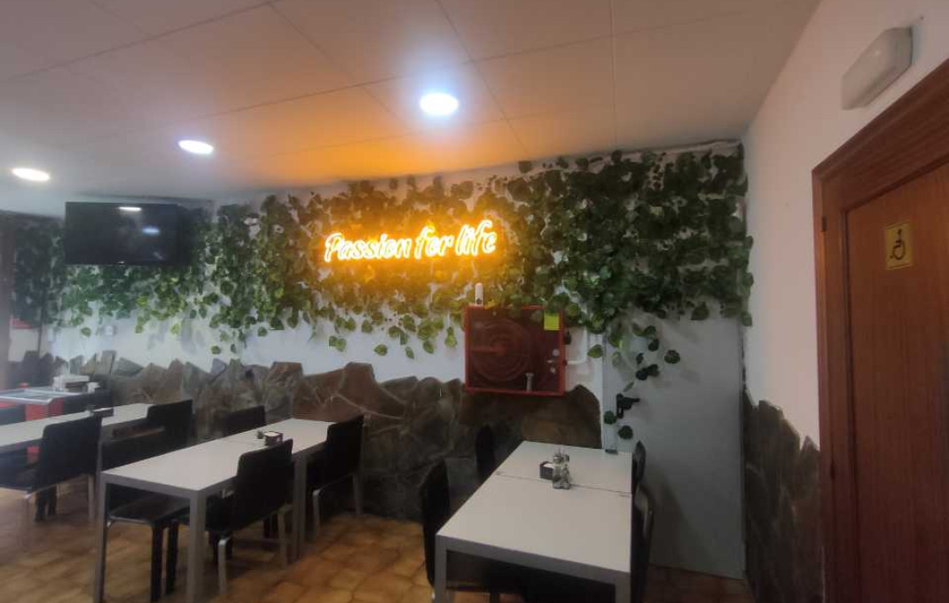 Transfer - Restaurant -
Santa Coloma de Gramenet