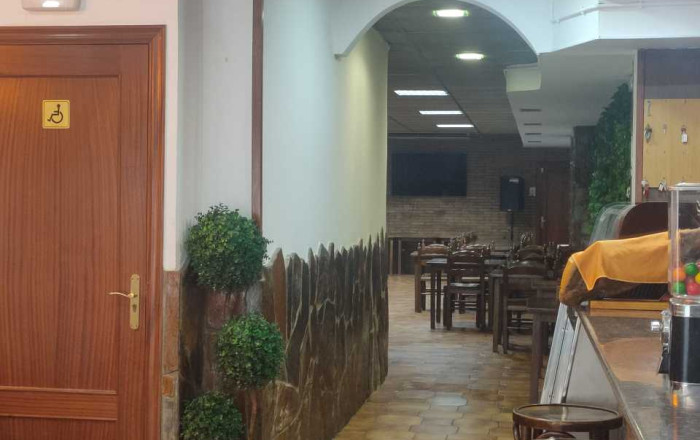 Transfer - Restaurant -
Santa Coloma de Gramenet