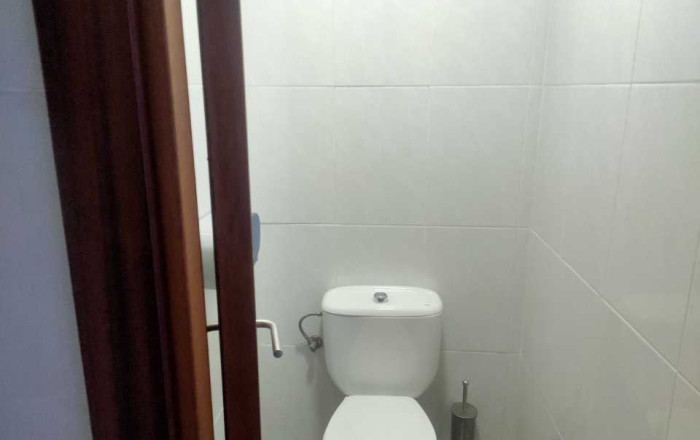 Alquiler - Local comercial -
Badalona - Montigalà