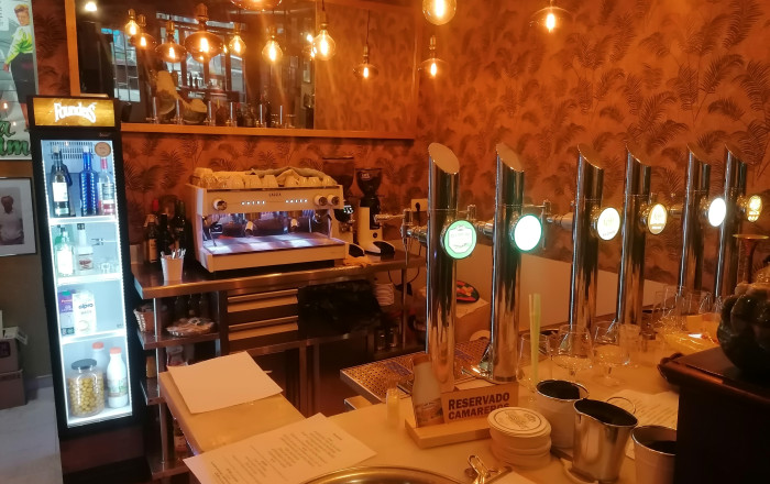 Traspaso - Restaurante -
Barcelona - Les corts