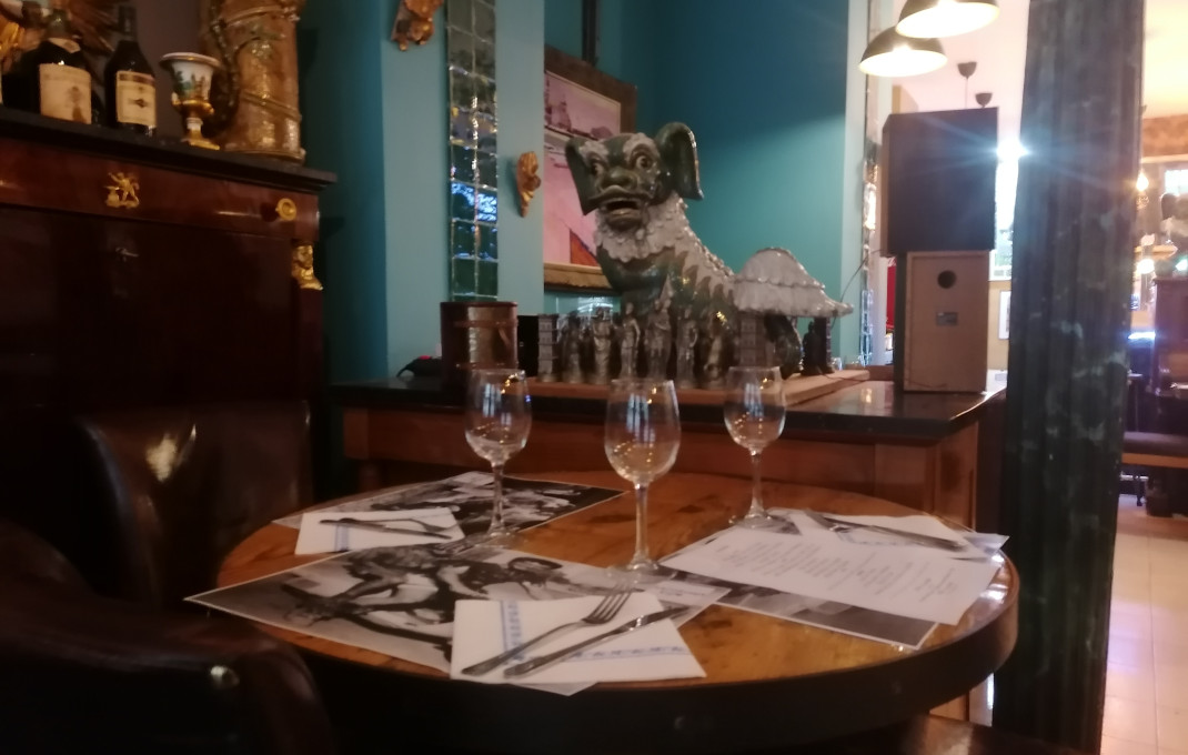 Traspaso - Restaurante -
Barcelona - Les corts