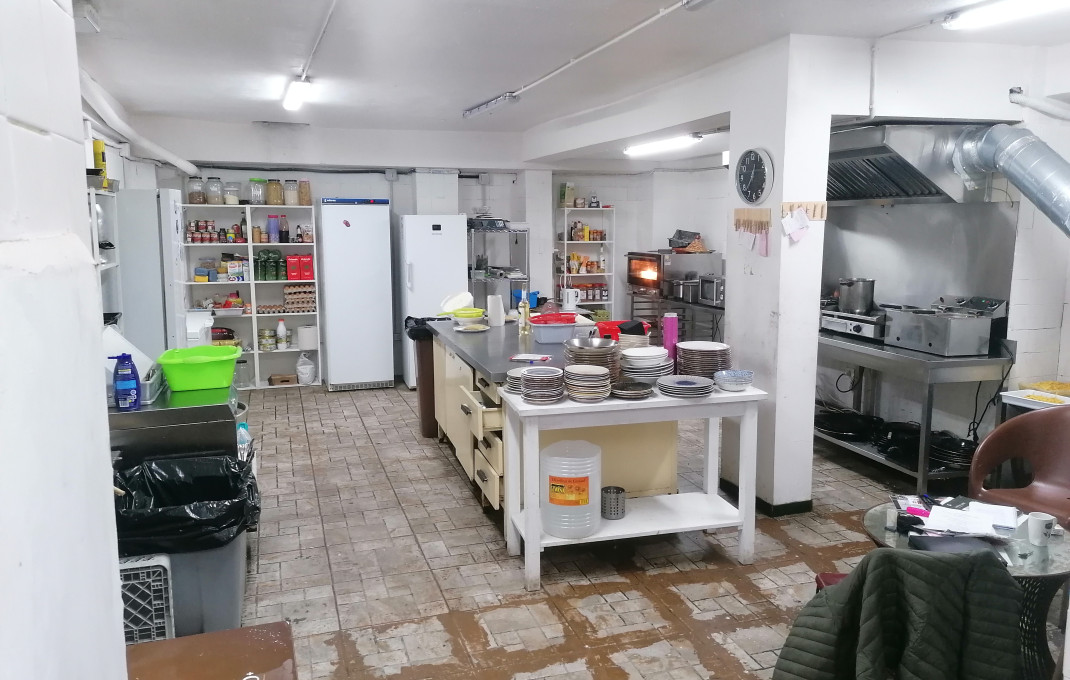 Traspaso - Restaurante -
Barcelona - Les corts