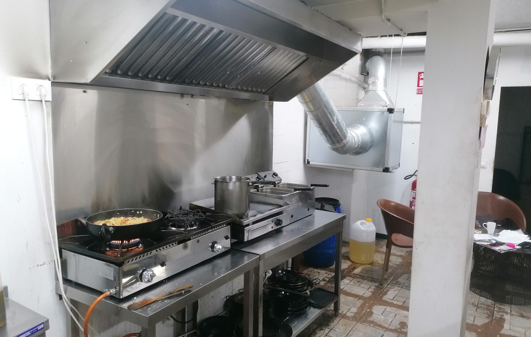 Traspaso - Restaurante -
Barcelona - Les corts