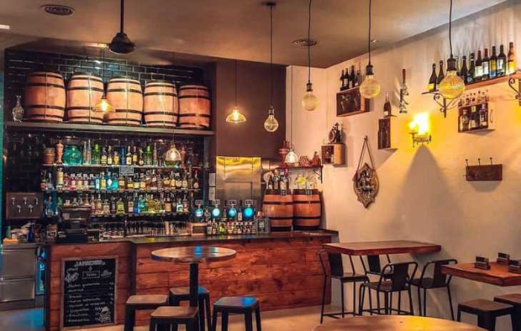 Traspaso - Bar Restaurante -
Barcelona - Sant Antoni