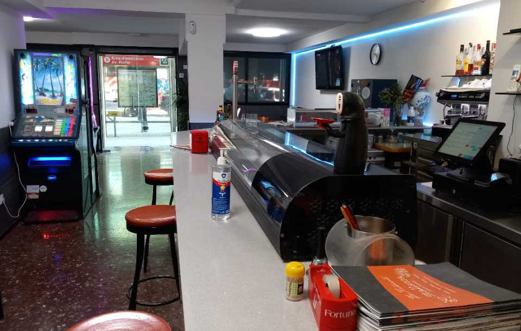 Traspaso - Bar Restaurante -
Barcelona - Eixample Izquierdo