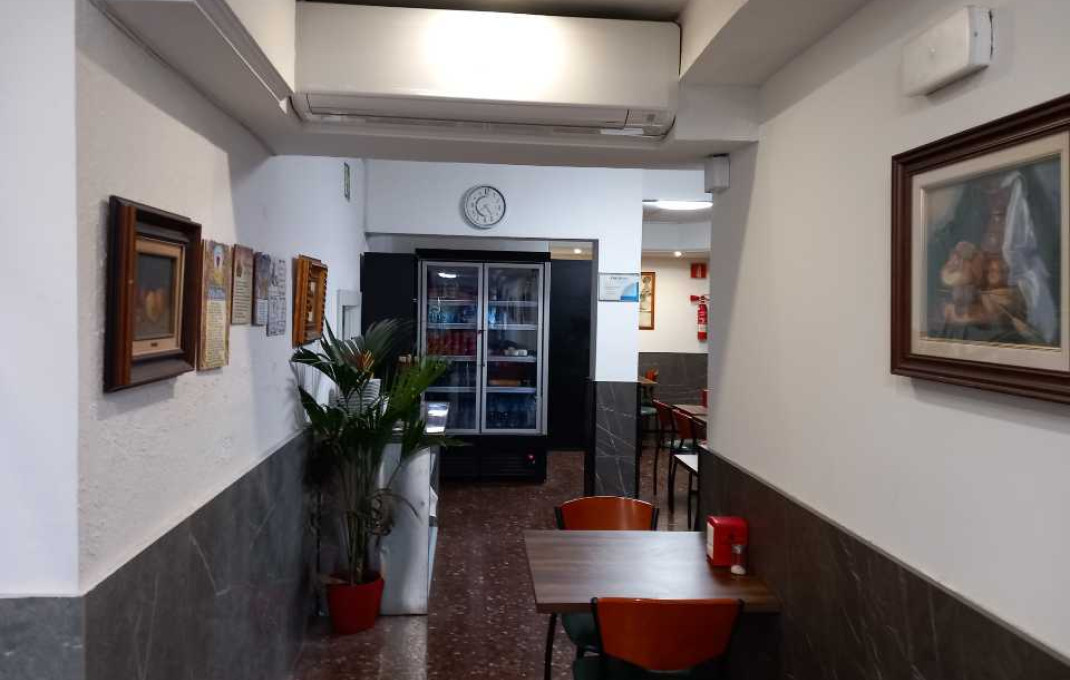 Traspaso - Bar Restaurante -
Barcelona - Eixample Izquierdo