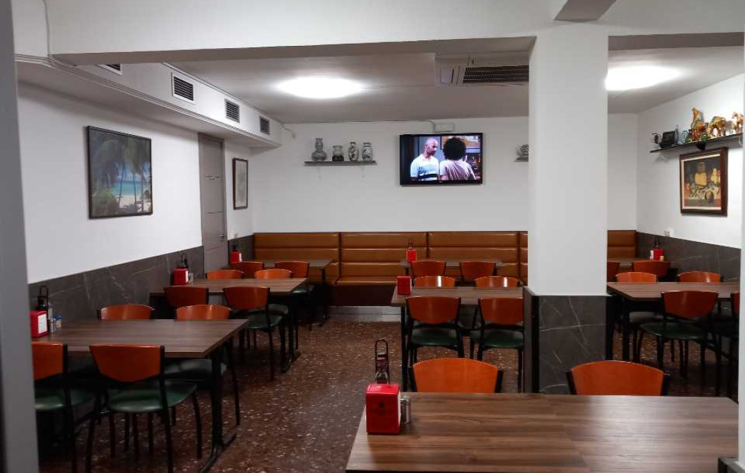 Traspaso - Bar Restaurante -
Barcelona - Eixample Izquierdo