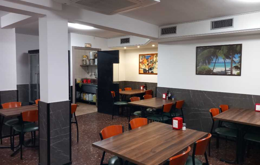 Traspaso - Bar Restaurante -
Barcelona - Eixample Izquierdo