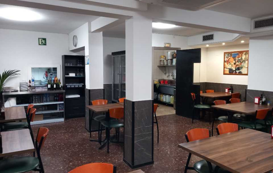 Traspaso - Bar Restaurante -
Barcelona - Eixample Izquierdo