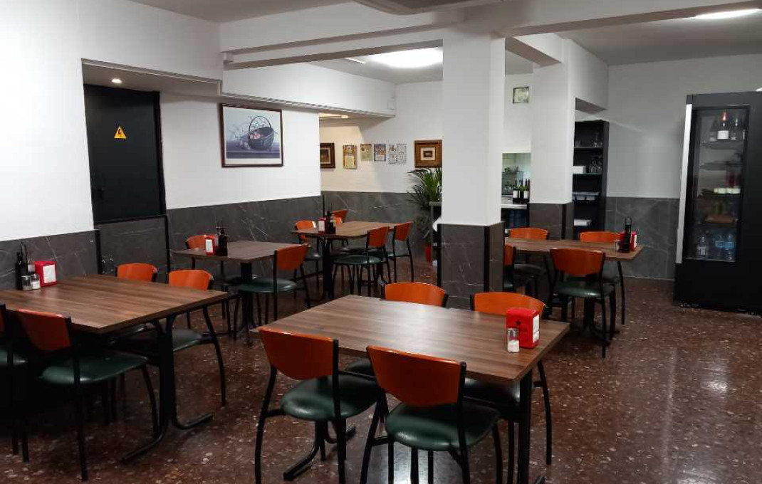 Traspaso - Bar Restaurante -
Barcelona - Eixample Izquierdo