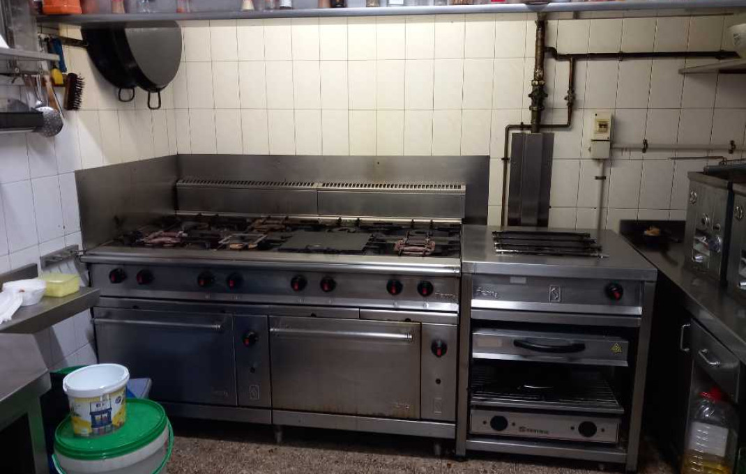 Traspaso - Bar Restaurante -
Barcelona - Eixample Izquierdo